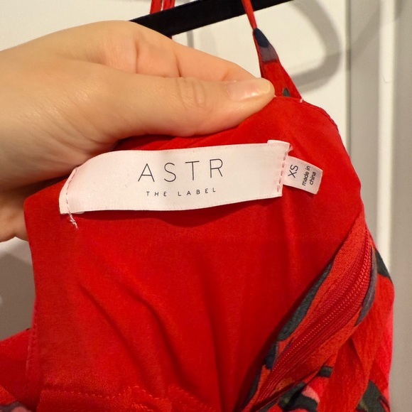 ASTR Floral Red Midi Dress - Picture 7 of 7